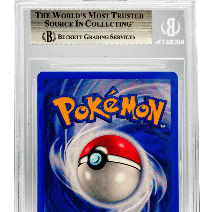 Muk Fossil Holo 1st Edition ITA BGS 9