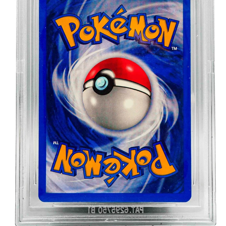 Muk Fossil Holo 1st Edition ITA BGS 7.5