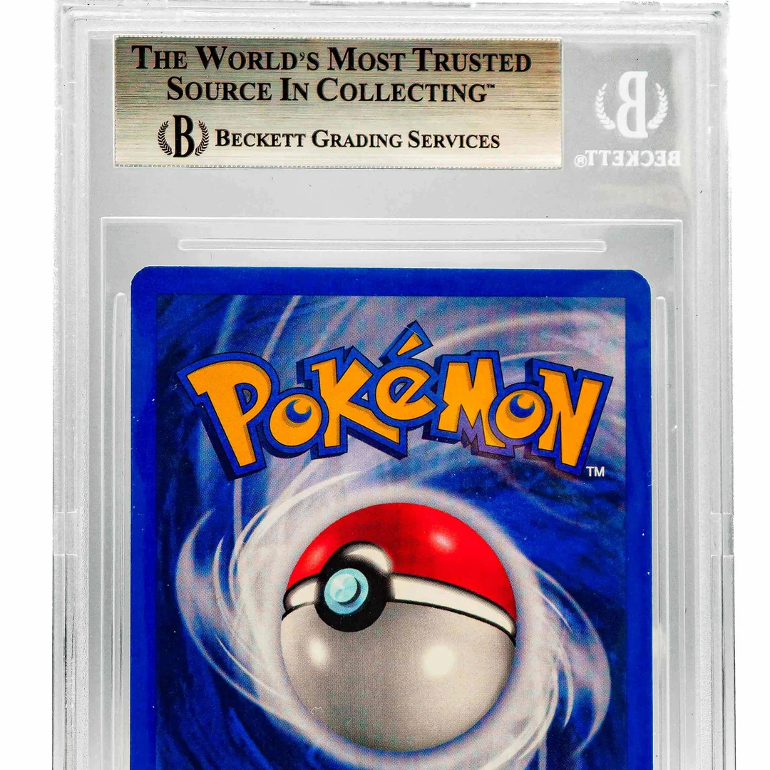 Muk Fossil Holo 1st Edition ITA BGS 7.5