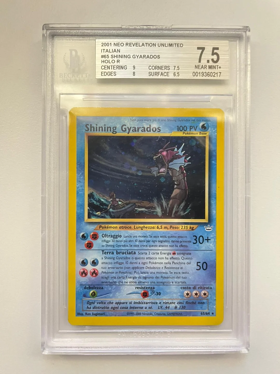 Shining GyaradosNeo Revelation Unlimited ITA BGS 7.5